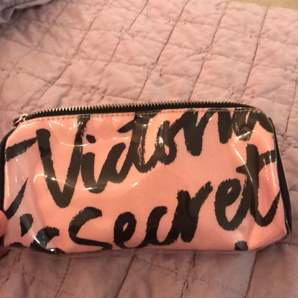 Makeup bag